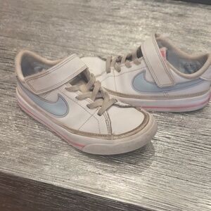 Little girls Nike Sneakers